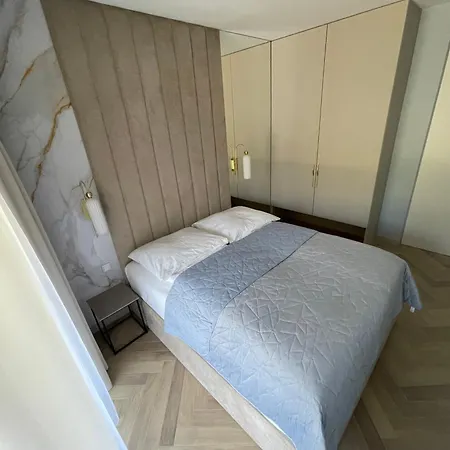 Apartman Greeneri A110 *